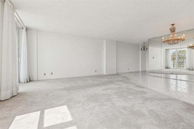 2150 Sans Souci Boulevard C402, North Miami, FL 33181