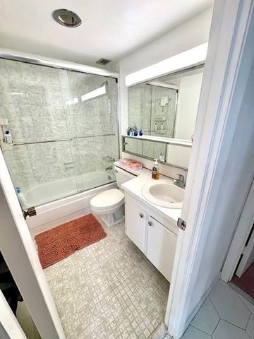 2150 Sans Souci Boulevard C402, North Miami, FL 33181