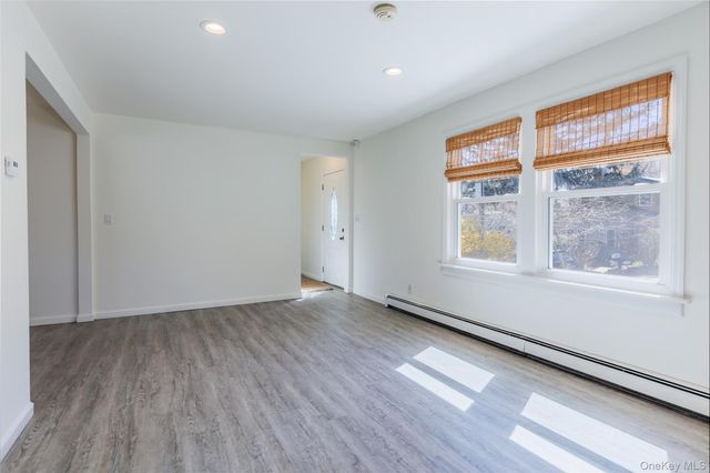 47 Queen Drive, Sound Beach, NY 11789