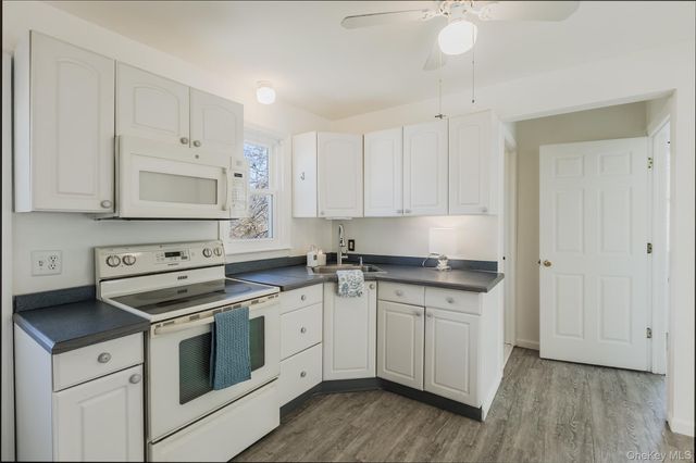 47 Queen Drive, Sound Beach, NY 11789