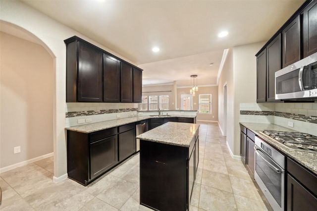 9011 Newcroft Court, Tomball, TX 77375