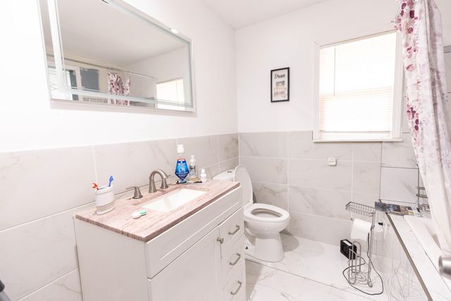 4270 Madison Street, Gary, IN 46408