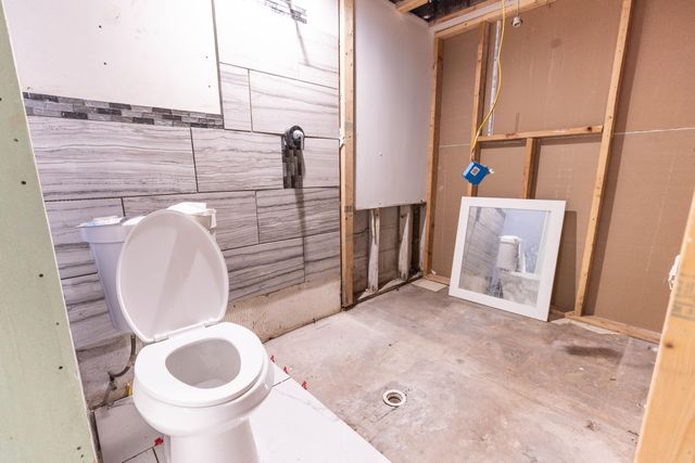 4270 Madison Street, Gary, IN 46408