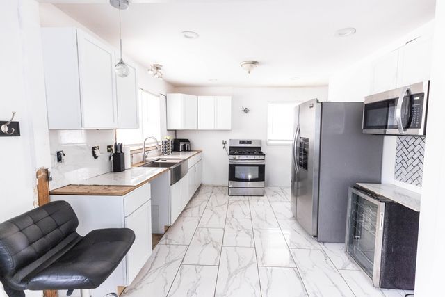 4270 Madison Street, Gary, IN 46408