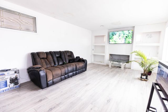 4270 Madison Street, Gary, IN 46408