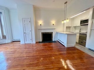 591 Beacon Street 3, Boston, MA 02215
