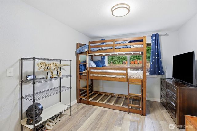 6983 Sunset Avenue NE, Bremerton, WA 98311