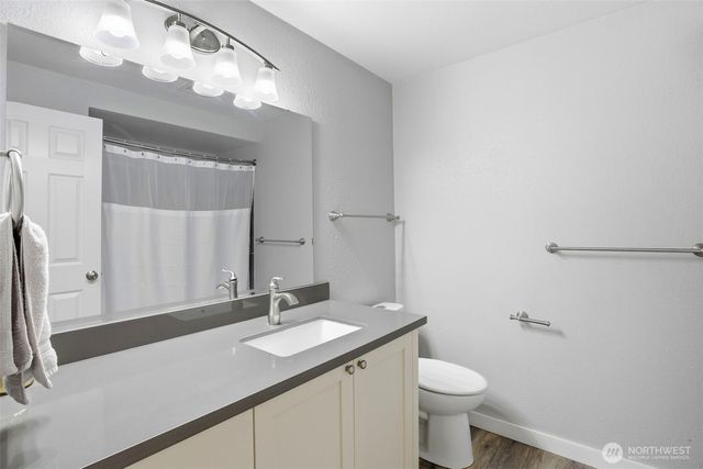6983 Sunset Avenue NE, Bremerton, WA 98311