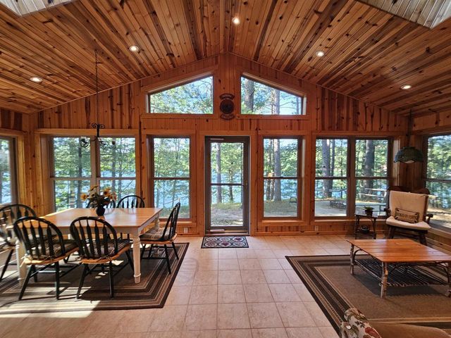 W5340 BADGER LANE, Wild Rose, WI 54984