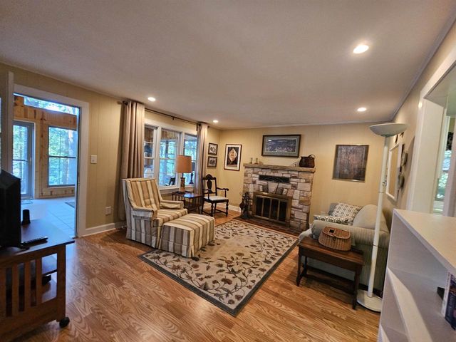 W5340 BADGER LANE, Wild Rose, WI 54984