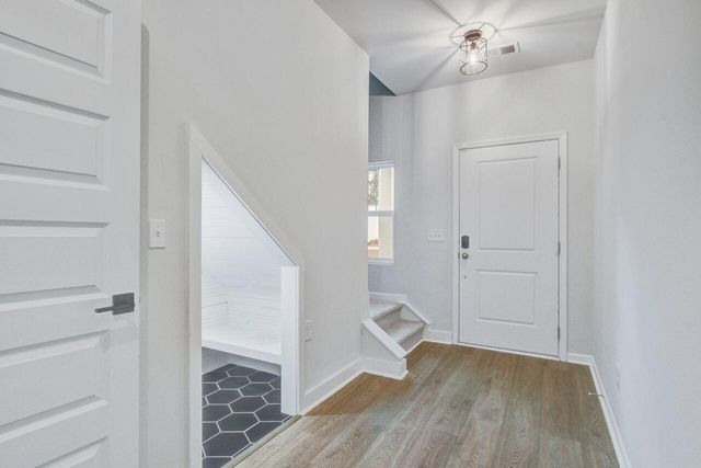 695 Jancus Street, Charleston, SC 29414