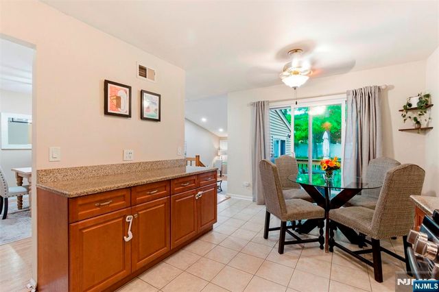 113 Saratoga Square, Wayne, NJ 07470