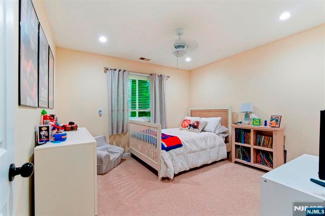113 Saratoga Square, Wayne, NJ 07470
