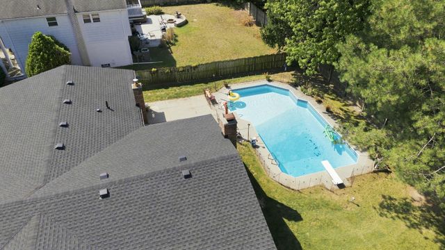 4957 Hubbard Drive, Troy, MI 48085