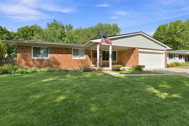 4957 Hubbard Drive, Troy, MI 48085