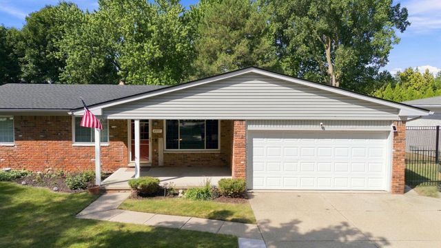 4957 Hubbard Drive, Troy, MI 48085