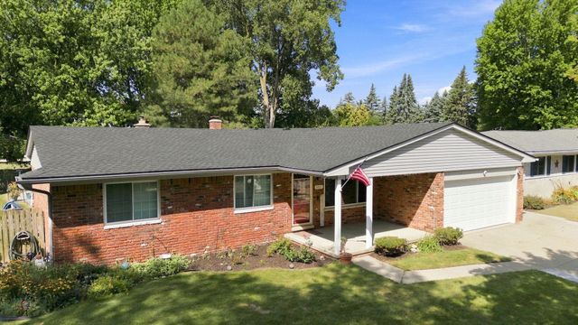 4957 Hubbard Drive, Troy, MI 48085