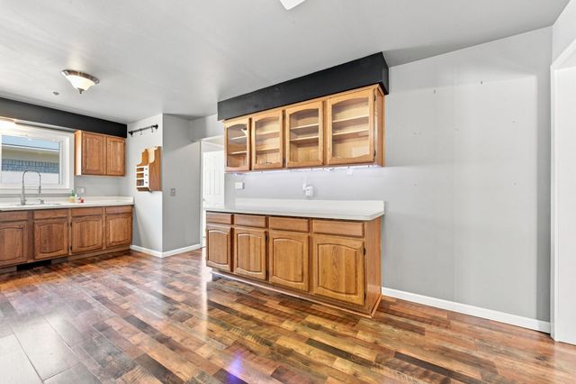 4957 Hubbard Drive, Troy, MI 48085