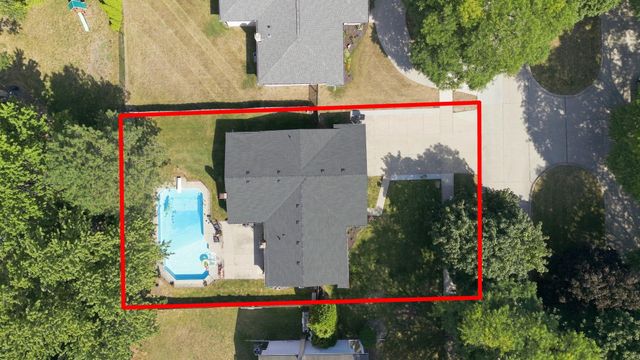 4957 Hubbard Drive, Troy, MI 48085