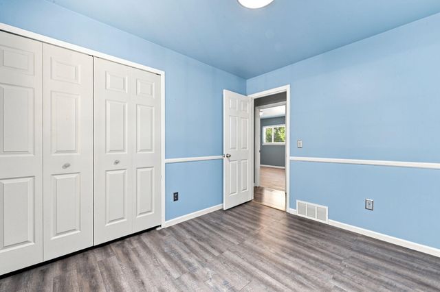4957 Hubbard Drive, Troy, MI 48085