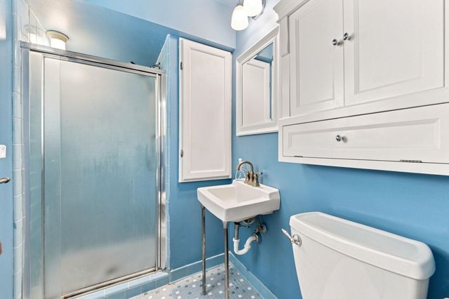 4957 Hubbard Drive, Troy, MI 48085