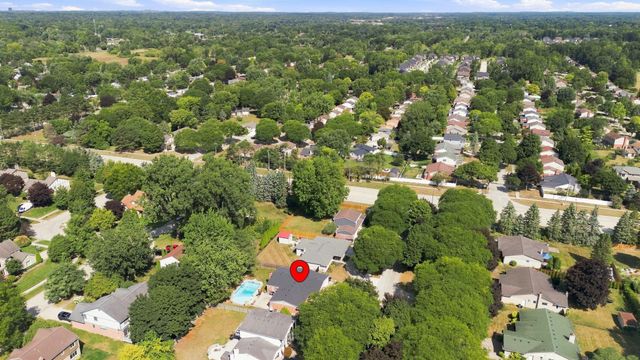 4957 Hubbard Drive, Troy, MI 48085