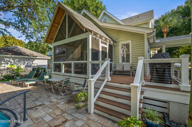 4 Waterbird Drive, Beaufort, SC 29907