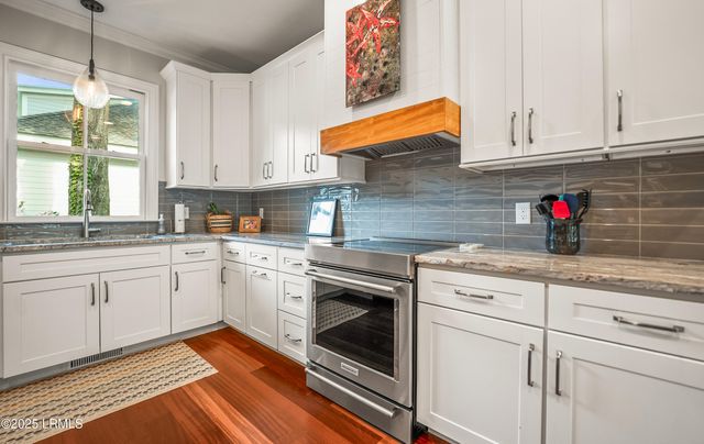 4 Waterbird Drive, Beaufort, SC 29907