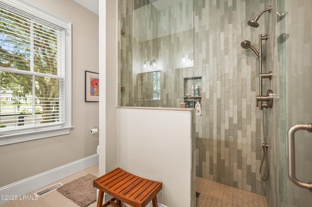 4 Waterbird Drive, Beaufort, SC 29907