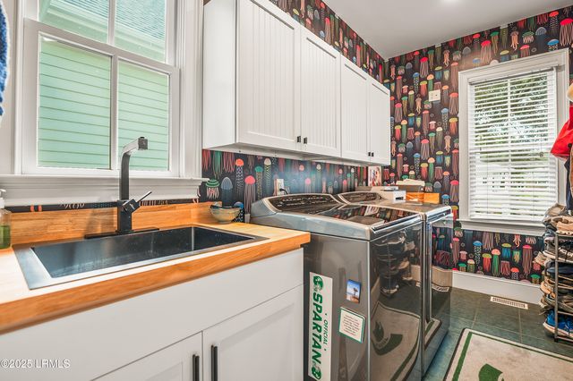 4 Waterbird Drive, Beaufort, SC 29907