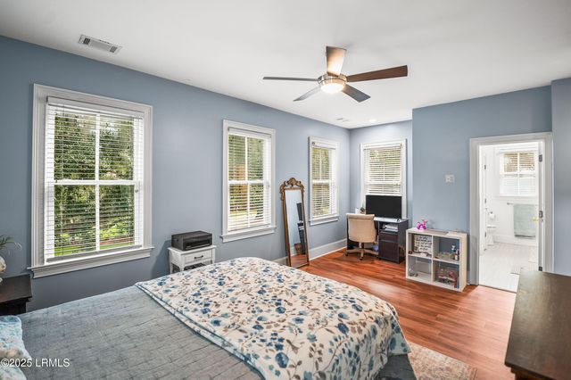 4 Waterbird Drive, Beaufort, SC 29907