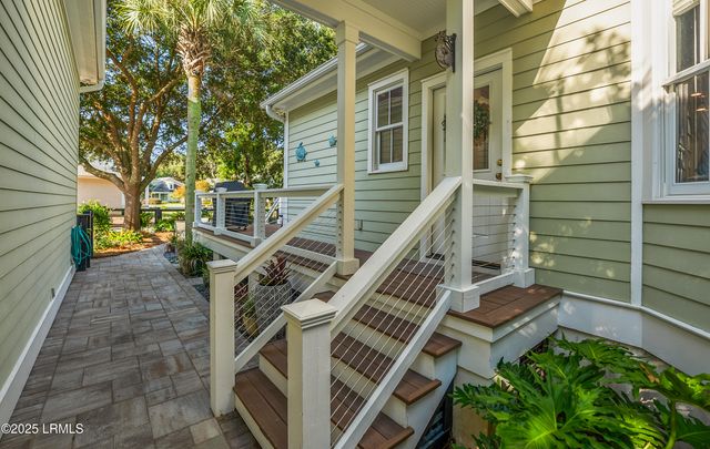 4 Waterbird Drive, Beaufort, SC 29907