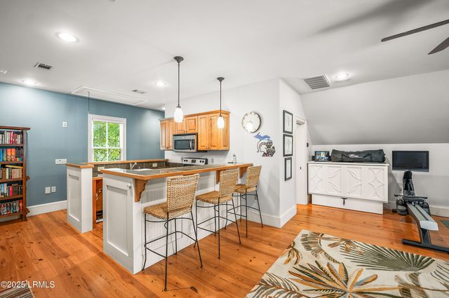 4 Waterbird Drive, Beaufort, SC 29907