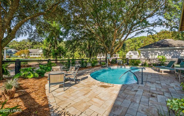 4 Waterbird Drive, Beaufort, SC 29907