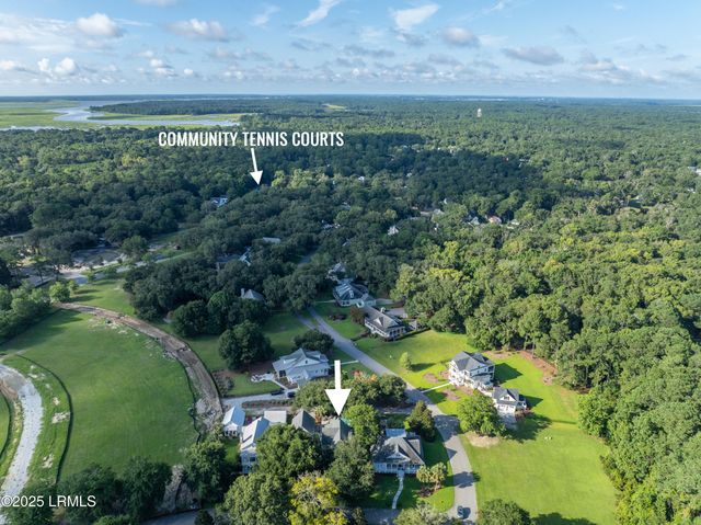 4 Waterbird Drive, Beaufort, SC 29907