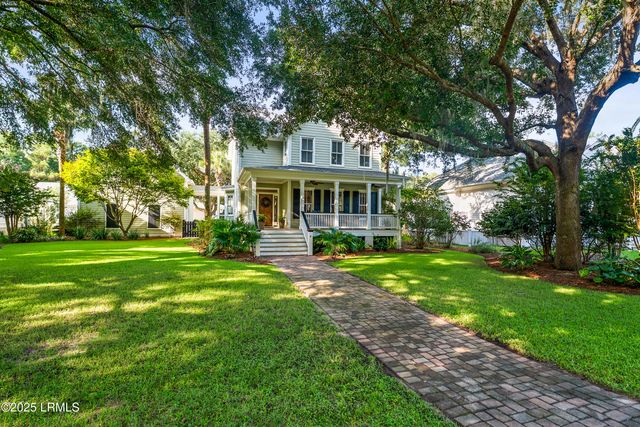 4 Waterbird Drive, Beaufort, SC 29907