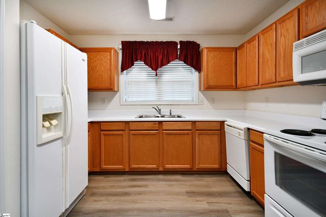 304 Glenlea Lane, Greenville, SC 29617