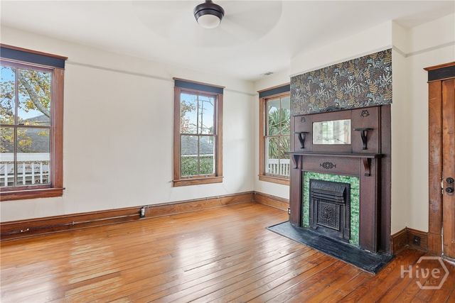 657 E Henry Street, Savannah, GA 31401