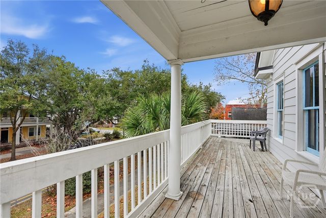 657 E Henry Street, Savannah, GA 31401