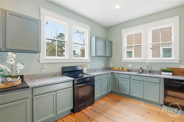 657 E Henry Street, Savannah, GA 31401