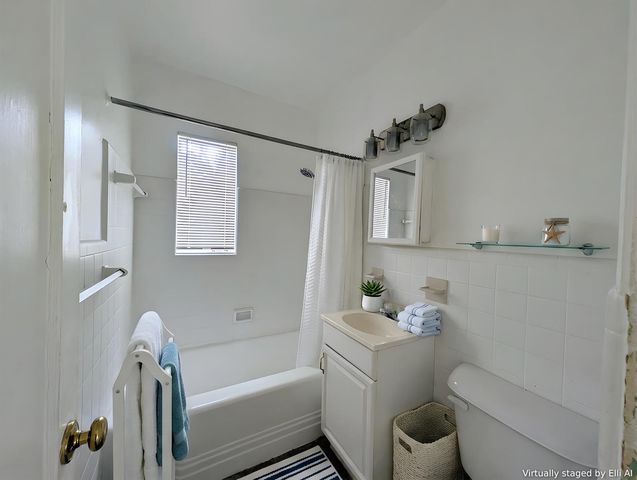 320 SW 21ST Street, Fort Lauderdale, FL 33315