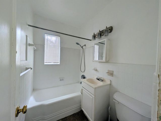 320 SW 21ST Street, Fort Lauderdale, FL 33315