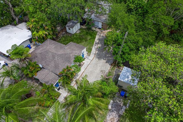 320 SW 21ST Street, Fort Lauderdale, FL 33315