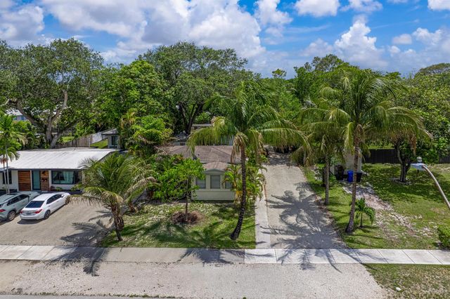 320 SW 21ST Street, Fort Lauderdale, FL 33315
