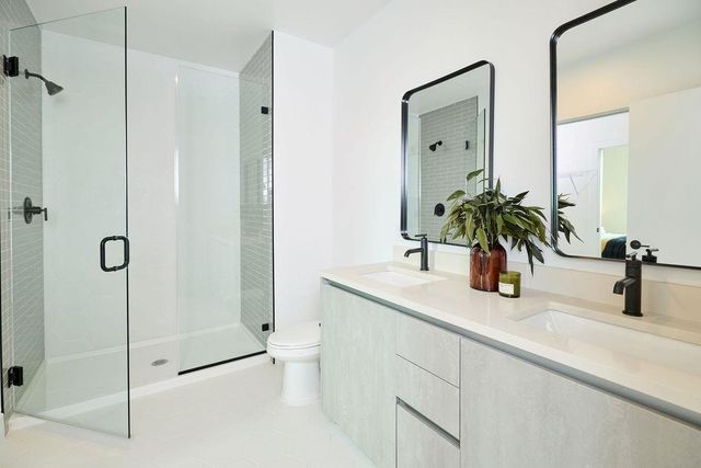 4315 S Congress Ave 302, Austin, TX 78745