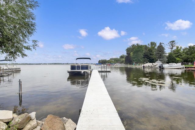 25324 S Wind Lake ROAD, Waterford, WI 53185