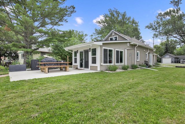 25324 S Wind Lake ROAD, Waterford, WI 53185