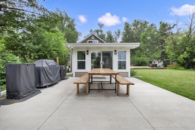25324 S Wind Lake ROAD, Waterford, WI 53185