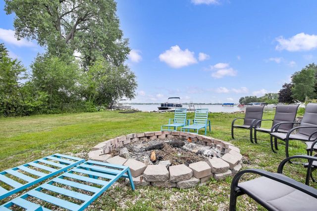 25324 S Wind Lake ROAD, Waterford, WI 53185