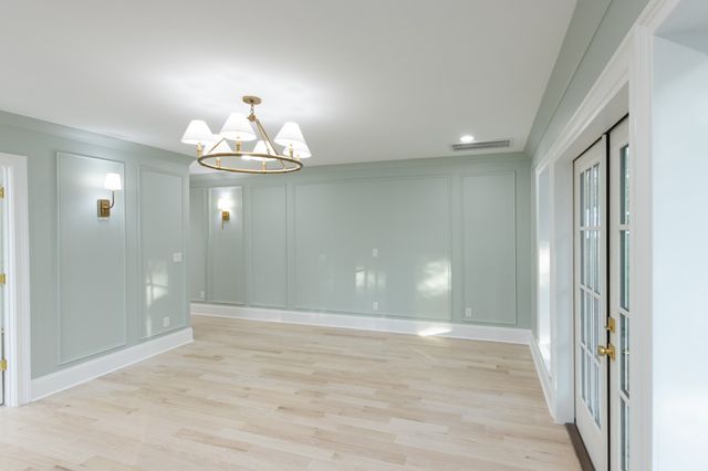 4401 Iroquois Ave, Nashville, TN 37205